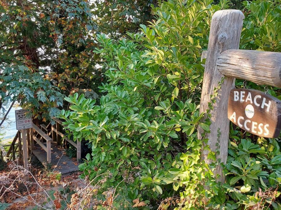 Relaxing 3Bdr 2Bth Home With Gorgeous View Sechelt Bagian luar foto