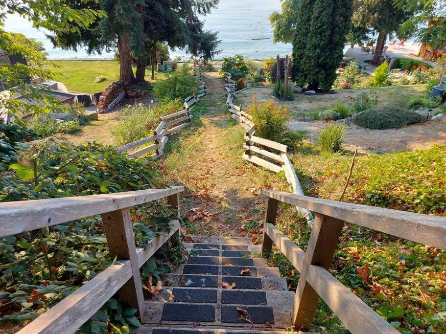 Relaxing 3Bdr 2Bth Home With Gorgeous View Sechelt Bagian luar foto