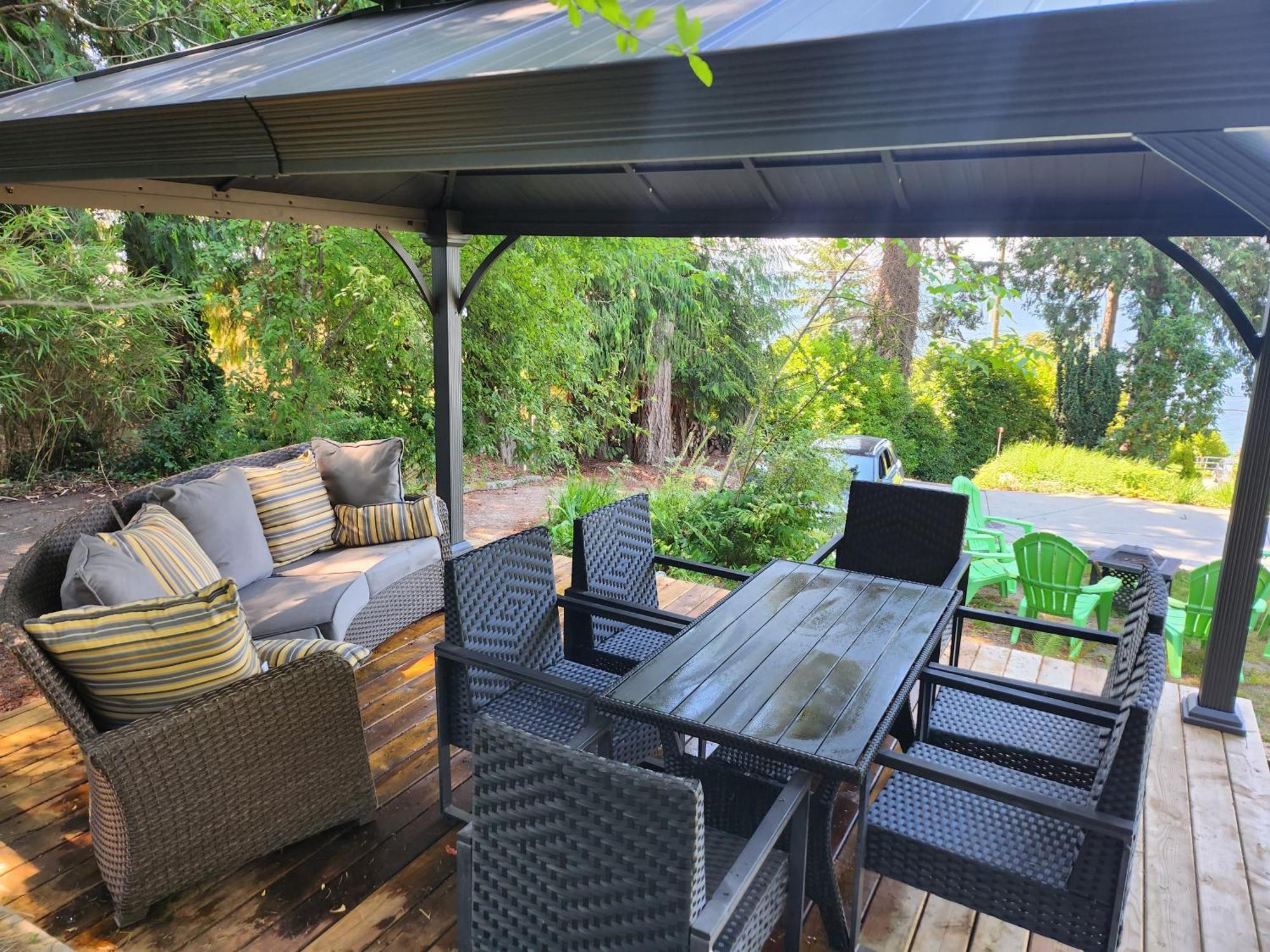 Relaxing 3Bdr 2Bth Home With Gorgeous View Sechelt Bagian luar foto