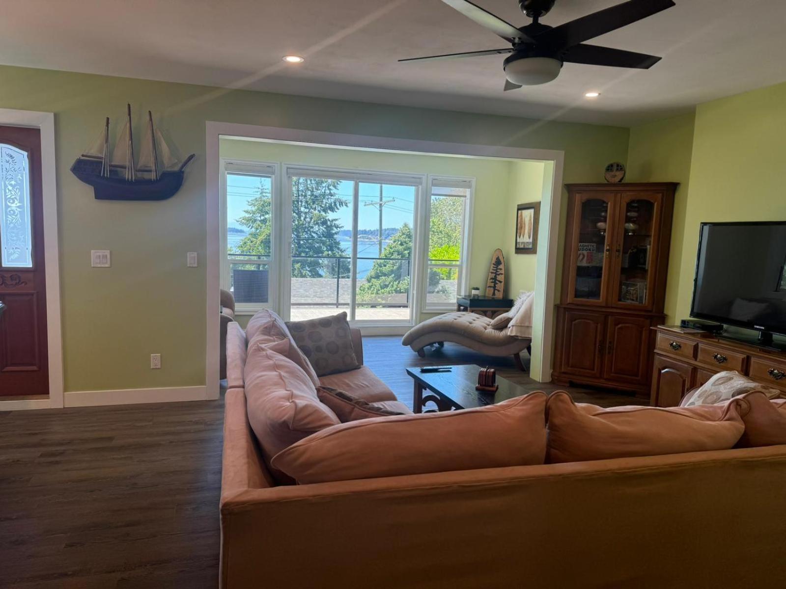 Relaxing 3Bdr 2Bth Home With Gorgeous View Sechelt Bagian luar foto